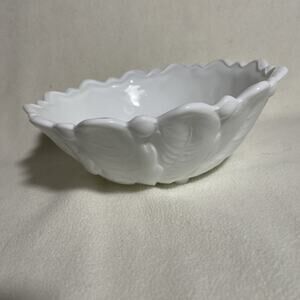 Vintage Large Milk Glass Lotus Serving Bowl Anchor Hocking Indiana Glass
